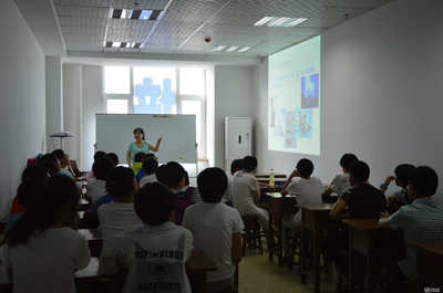 搭建藝術(shù)橋梁，啟迪智慧心靈——記太原啟智源文化藝術(shù)培訓(xùn)學(xué)校文化交流活動(dòng)